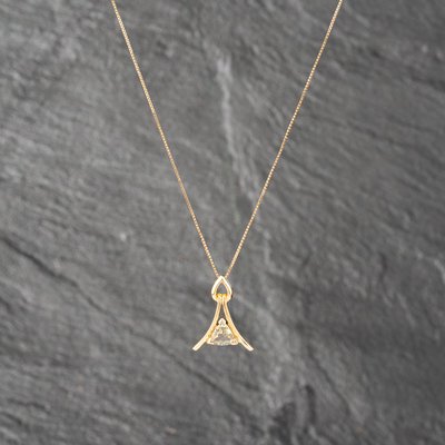 Second Hand 18ct Yellow Gold Unheated Green Tanzanite Pendant & 19 Inch Box Chain 41142873