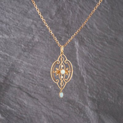 Second Hand Vintage Yellow Gold Opal & Seed Pearl Intricate Openwork Pendant & 14.5 Inch Belcher Chain 41143156