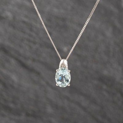 Second Hand 9ct White Gold Pale Aquamarine & Diamond Pendant & 18 Inch Curb Chain 41143569