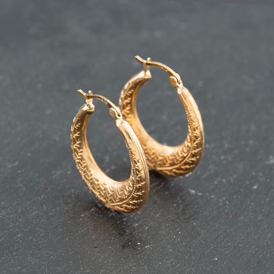 Second Hand 9ct Yellow Gold 28mm Oval Patterned Creole Earrings