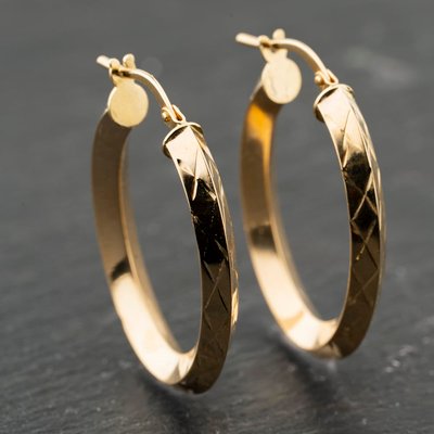 Second Hand Yellow Gold 29.4mm Oval Patterned Creole Earrings