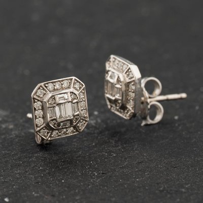 Second Hand 9ct White Gold Diamond Cluster Stud Earrings 41174366