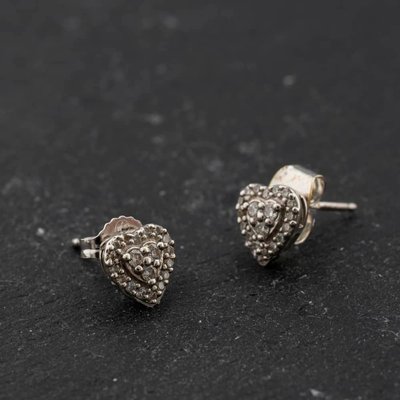 Second Hand 9ct White Gold 3mm 0.24ct Diamond Halo Cluster Heart Stud Earrings 41174675