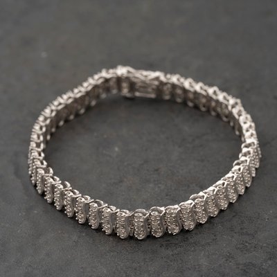 Second Hand 9ct White Gold 2.00ct Brilliant Cut Diamond Three Row 7.5 Inch Bracelet 41281897