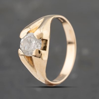 Second Hand 9ct Yellow Gold Cubic Zirconia Single Stone Signet Ring