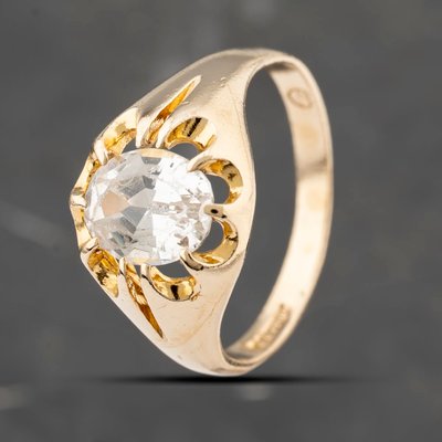 Second Hand 9ct Yellow Gold Cubic Zirconia Oval Signet Ring