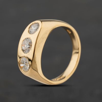 Second Hand 18ct Yellow Gold Brilliant Cut Diamond Heavy Three Stone Ring 41342205