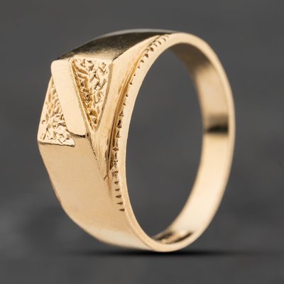 Second Hand 9ct Yellow Gold Square With Line Design Signet Ring 41342432