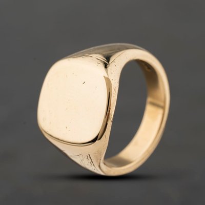 Second Hand 9ct Yellow Gold Plain Oblong Signet Ring 41342499
