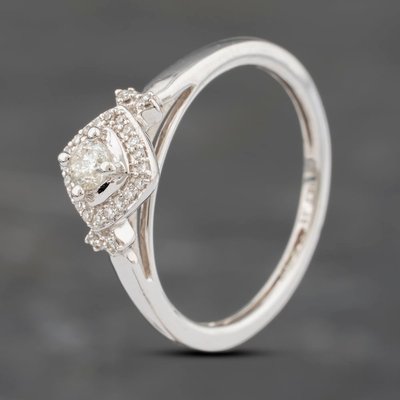 Second Hand 9ct White Gold Diamond Cluster Ring 41382738