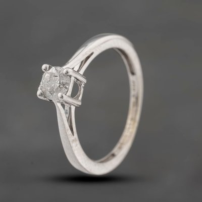 Second Hand 18ct White Gold 0.25ct Brilliant Cut Diamond Solitaire Ring 41382789
