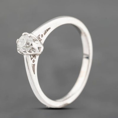 Second Hand 9ct White Gold 0.25ct Brilliant Cut Diamond Solitaire Ring 41383124