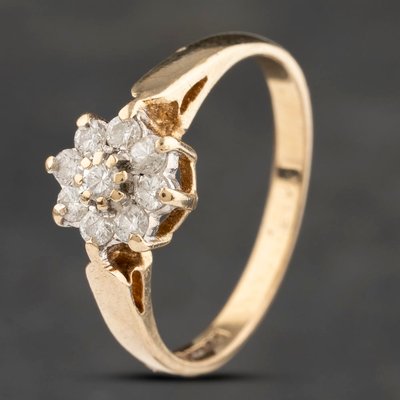 Second Hand 9ct Yellow Gold 0.17ct Diamond Cluster Ring
