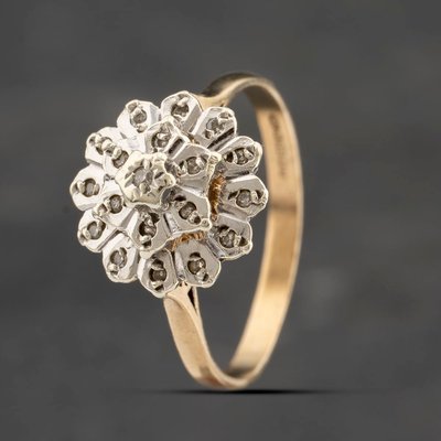 Second Hand 9ct Yellow Gold 0.10ct Diamond Flower Cluster Ring