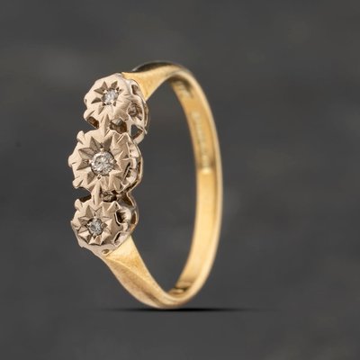 Second Hand Vintage 18ct Yellow Gold 0.05ct Diamond Three Stone Ring 41383338
