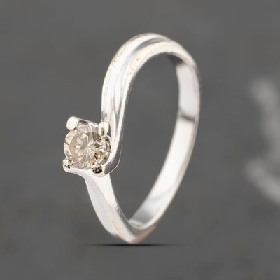 Second Hand 9ct White Gold 0.25ct Brilliant Cut Diamond Solitaire Ring 41383441
