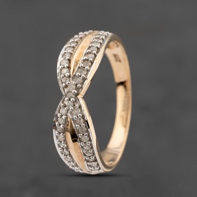 Second Hand 9ct Yellow Gold Diamond Crossover Ring