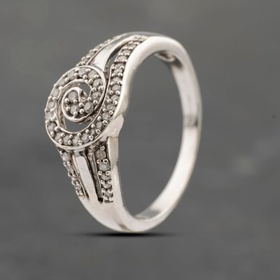 Second Hand 9ct White Gold 0.25ct Brilliant Cut Diamond Swirl Cluster Ring 41383649