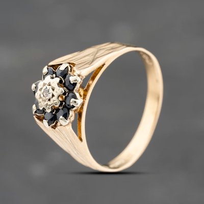 Second Hand 9ct Yellow Gold Sapphire & 0.10ct Brilliant Cut Diamond Cluster Ring 41383709