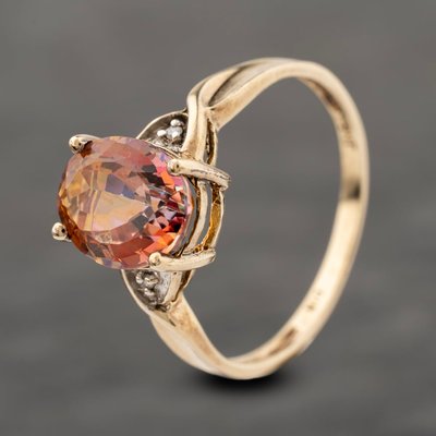 Second Hand 9ct Yellow Gold Mystic Topaz & Diamond Set Shoulders Dress Ring