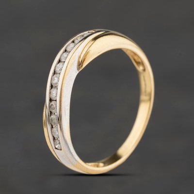 Second Hand 9ct Yellow Gold 0.25ct Brilliant Cut Diamond Crossover Half Eternity Ring 41384654