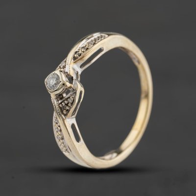 Second Hand 9ct Two Colour Gold 0.10ct Diamond Solitaire Ring 41384705