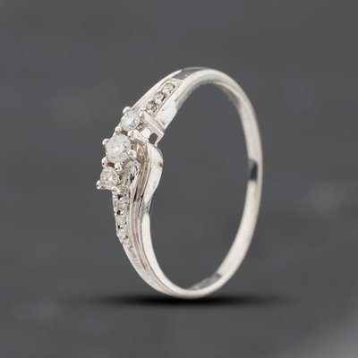 Second Hand 9ct White Gold Diamond Twist Dress Ring 41384790
