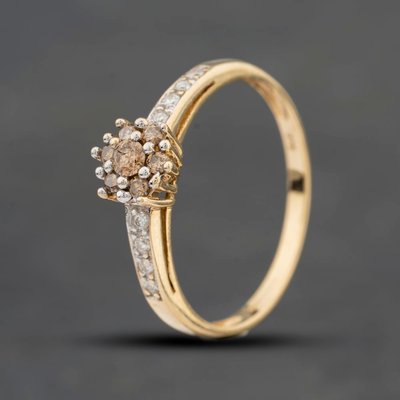 Second Hand 9ct Yellow Gold Diamond Shoulder Set Cluster Ring 41384797