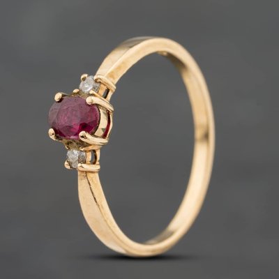 Second Hand 9ct Yellow Gold Glass Filled Ruby & 0.10ct Brilliant Cut Diamond Three Stone Ring 41384884