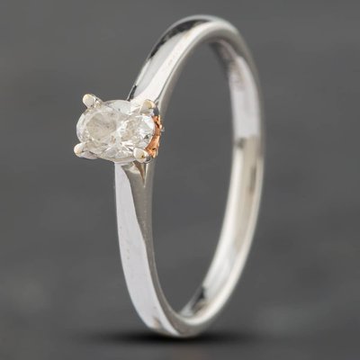 Second Hand 18ct Two Colour Gold 0.25ct Oval Cut Diamond Oval Solitaire Ring