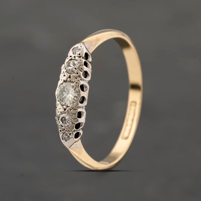 Second Hand Vintage Yellow Gold 0.15ct Diamond Gradulated Five Stone Ring 41482157