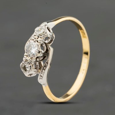 Second Hand Yellow Gold Diamond Twist Platinum Head Three Stone Ring 41482487