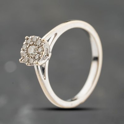 Second Hand 9ct White Gold 0.30ct Diamond Cluster Ring 41482631