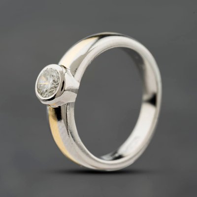 Second Hand Platinum 0.30ct Brilliant Cut Diamond Rub Over Set Solitaire Ring 41482653
