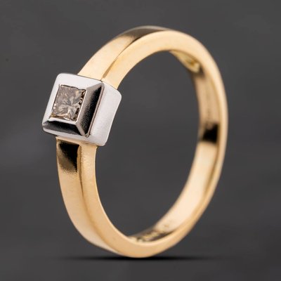 Second Hand 18ct Two Colour Gold 0.25ct Princess Cut Diamond Solitaire Ring 41482697