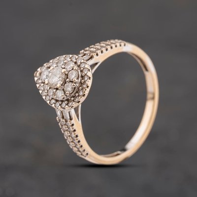 Second Hand 18ct White Gold 0.86ct Brilliant Cut Diamond Teardrop Cluster Ring 41482721