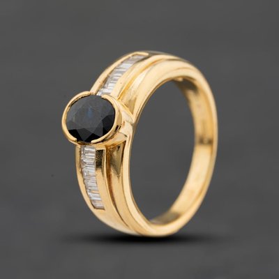 Second Hand 18ct Yellow Gold Sapphire & 0.46ct Baguette Cut Diamond Oval Dress Ring 41482767