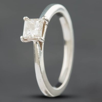 Second Hand Platinum Certificated 0.45ct Princess Cut Diamond Solitaire Ring 41482831