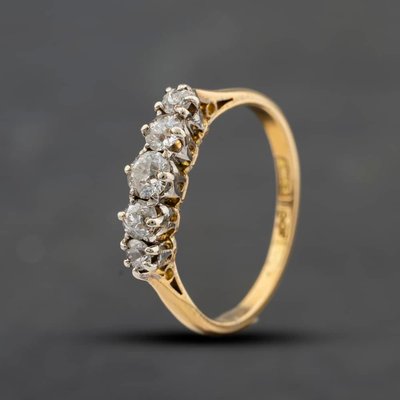 Second Hand Vintage Yellow Gold 0.61ct Diamond Five Stone Ring 41483012