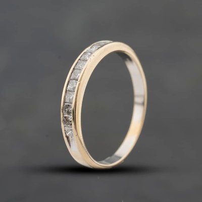 Second Hand 18ct White Gold 0.25ct Princess Cut Diamond Channel Set Half Eternity Ring 41483016