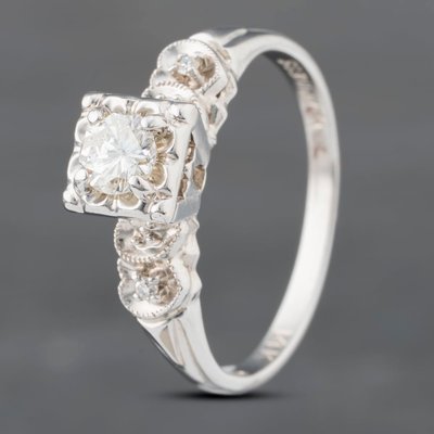 Second Hand 9ct White Gold 0.39ct Brilliant Cut Diamond Solitaire Ring 43121150