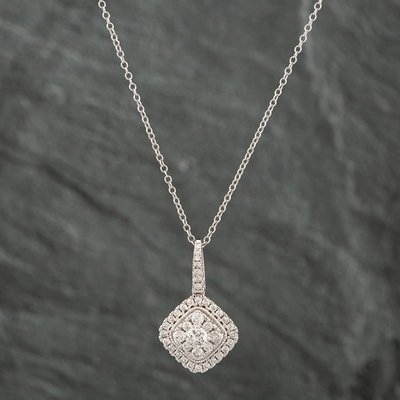 Second Hand 9ct White Gold 1.00ct Brilliant Cut Diamond Pendant & 18 Inch Trace Chain 43141106
