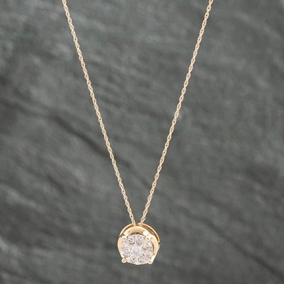 Second Hand 9ct Two Colour Gold 0.25ct Brilliant Cut Diamond Cluster Pendant & 18 Inch Prince Of Wales Chain 43141161