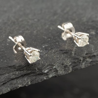 Second Hand 14ct White Gold 0.40ct Brilliant Cut Diamond Solitaire Stud Earrings 43171047