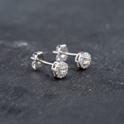 Second Hand White Metal 3.5mm 0.32ct Brilliant Cut Diamond Round Halo Stud Earrings 43171353