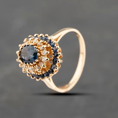 Second Hand 9ct Yellow Gold Sapphire & 0.16ct Diamond Oval Three Tier Cluster Ring 43361192