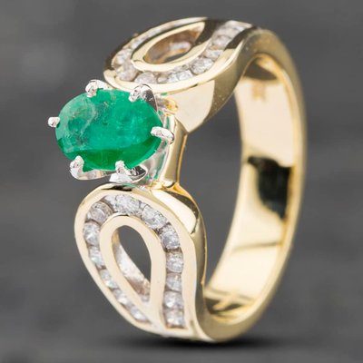 Second Hand 14ct Yellow Gold 0.80ct Oval Cut Emerald & 0.50ct Brilliant Cut Diamond Dress Ring 43371043