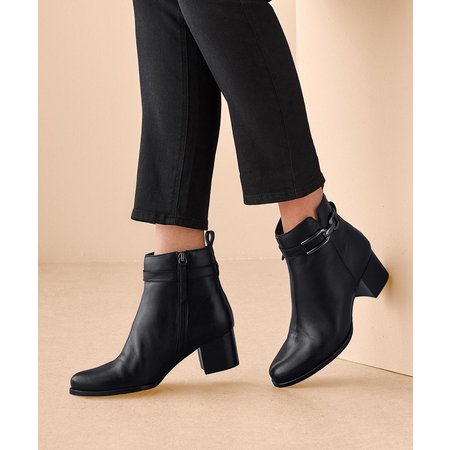 "Damart Heeled Ankle Boots"