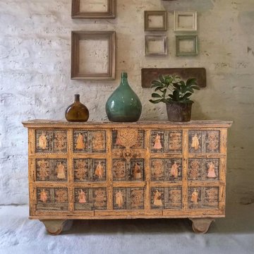 Unique one of a kind - carved storage trunk - multi-color - wooden