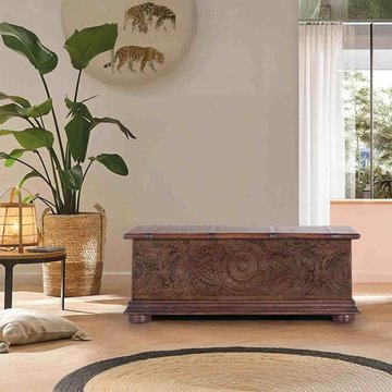 Pragraten storage trunk - carved dark mango wood